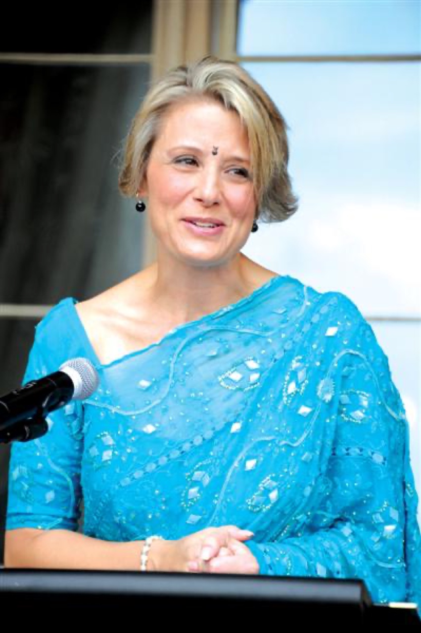 Premier sari 3