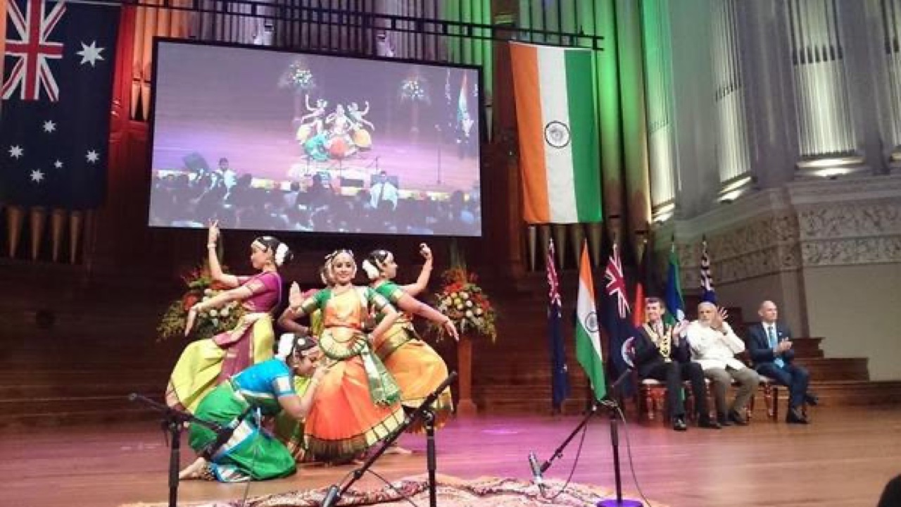 cultural dance at g20