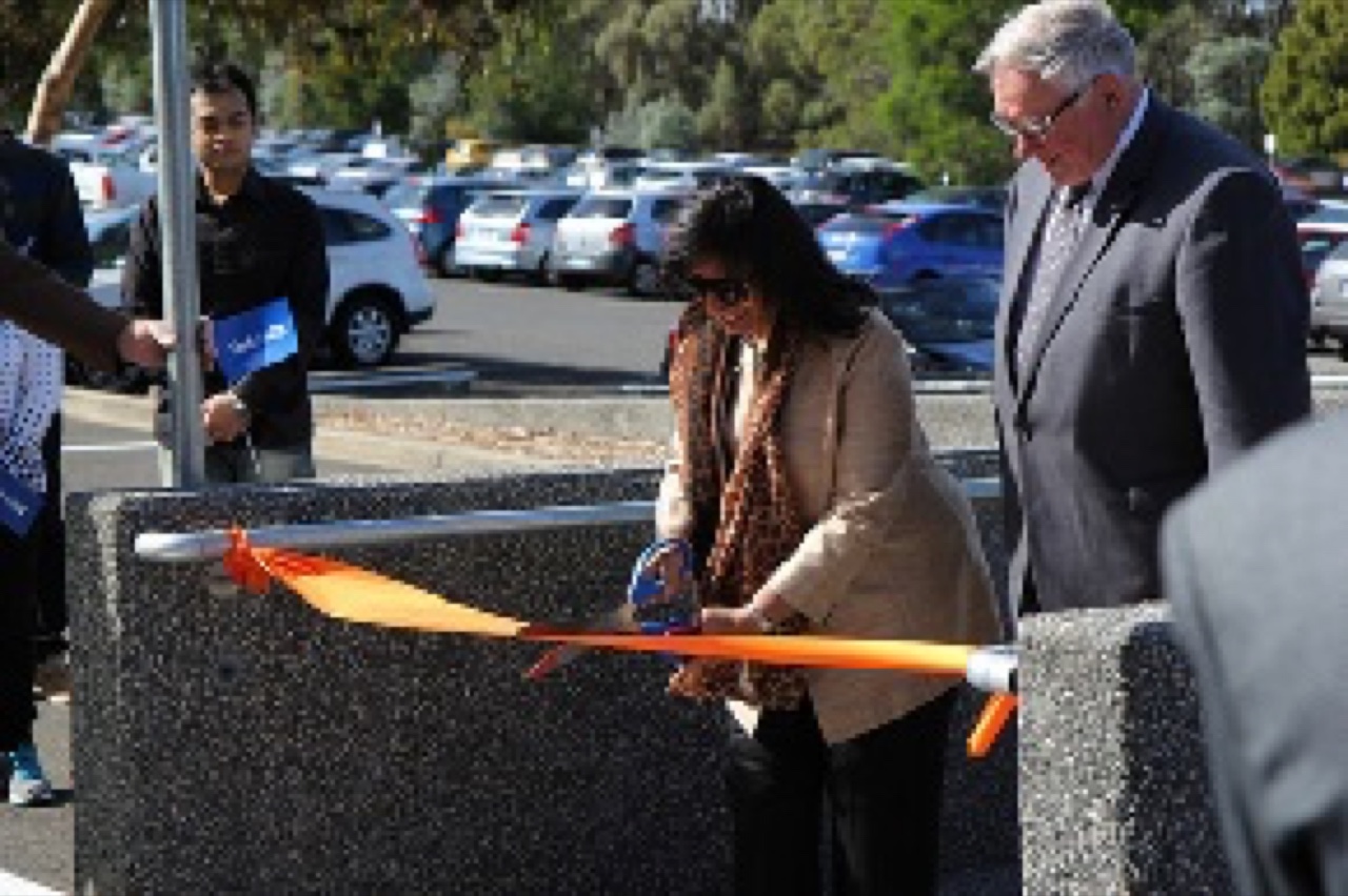 Kiran Ribbon-cuttnig